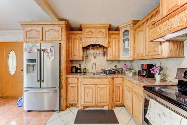 $265,000 | 316 Hickman Lane, Angleton, TX 77515