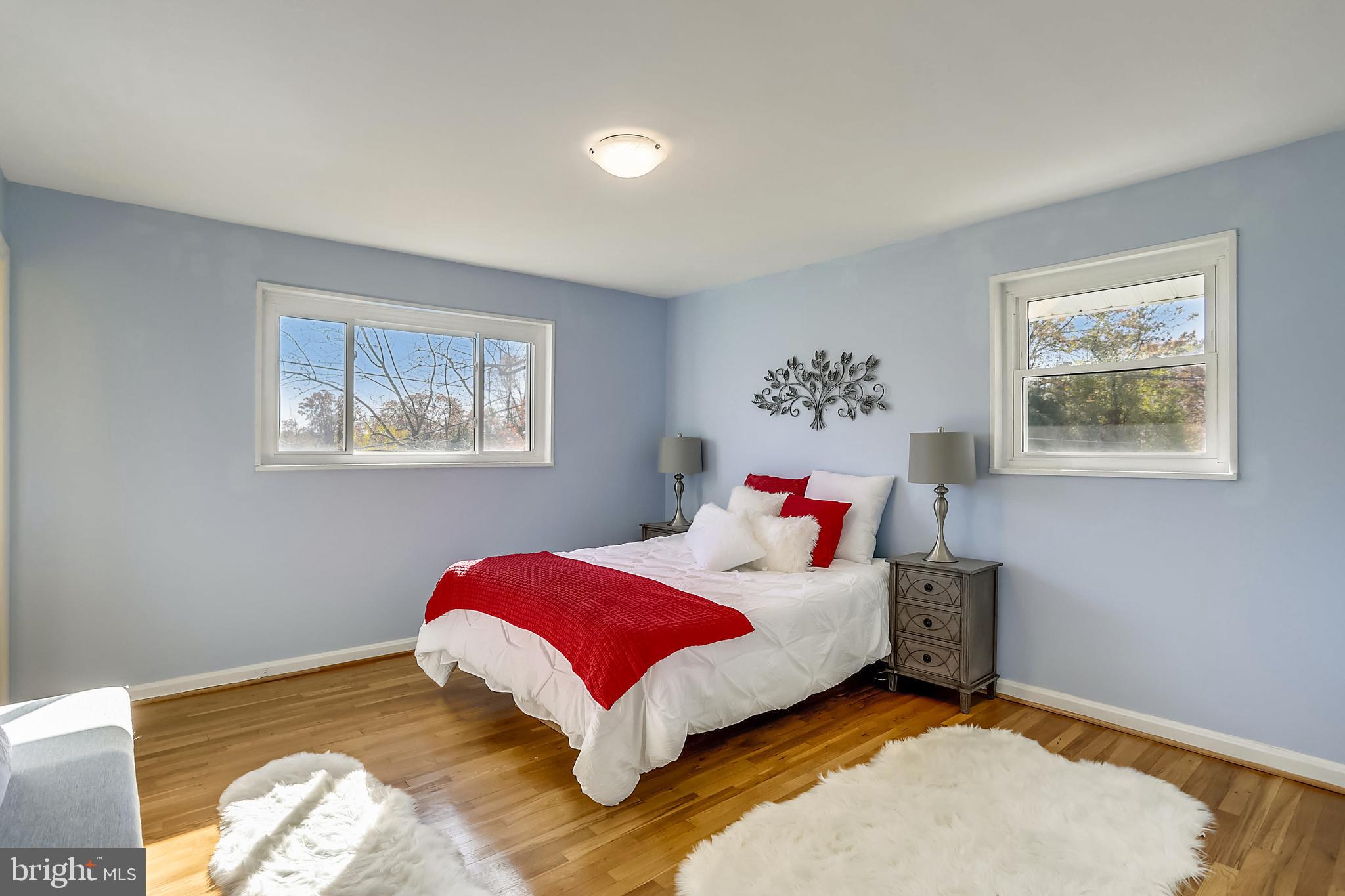 11309 College View Drive Silver Spring, MD 20902 - Photo 25 of 34 Master bedroom