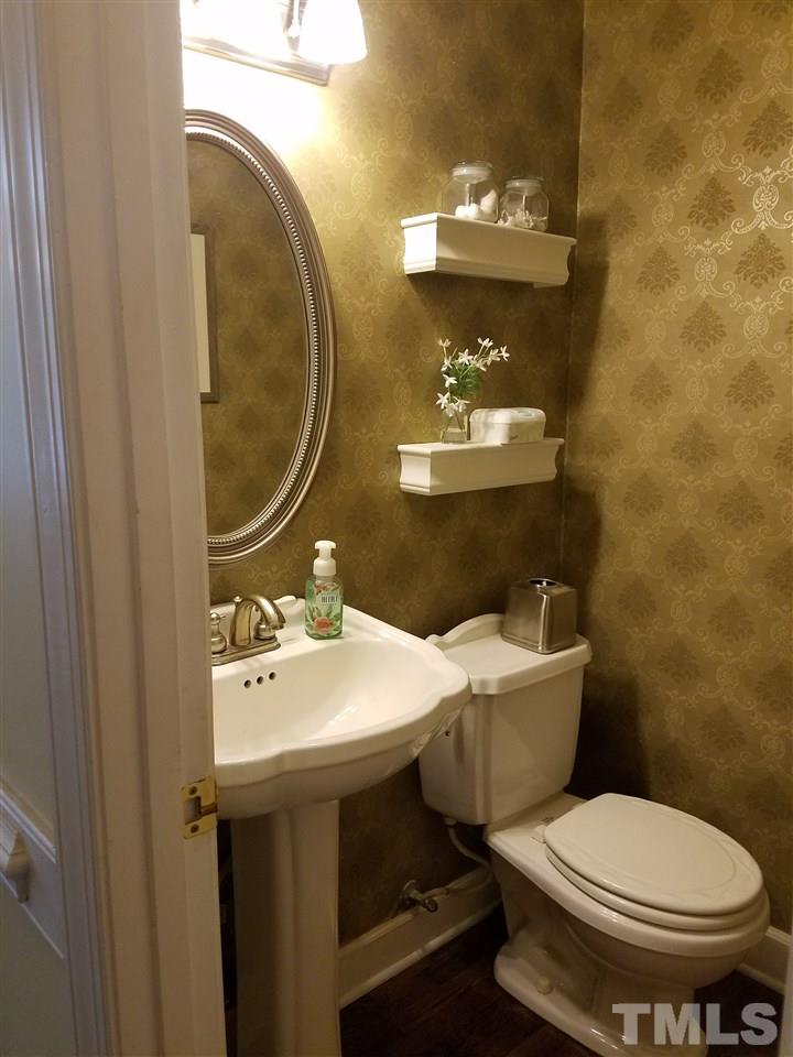 2512 Westham Place Raleigh, NC 27604 - Photo 11 of 22