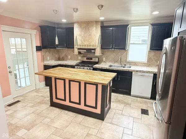 $2,495 | 1135 Spann Avenue, Indianapolis, IN 46203