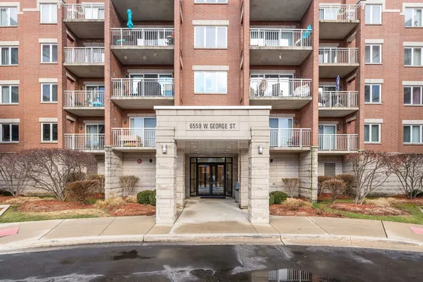 $290,000 | 6559 West George Street, Unit 309, Chicago, IL 60634