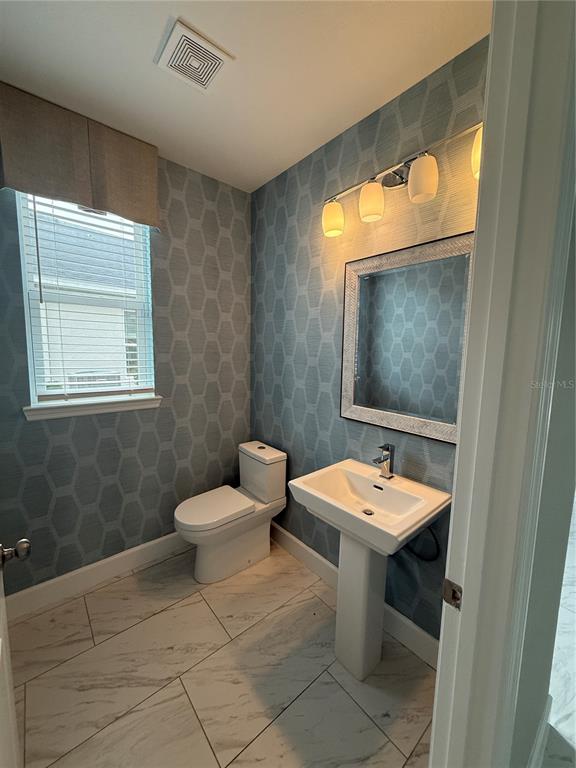 33314 Castaway Loop Wesley Chapel, FL 33543 - Photo 16 of 39