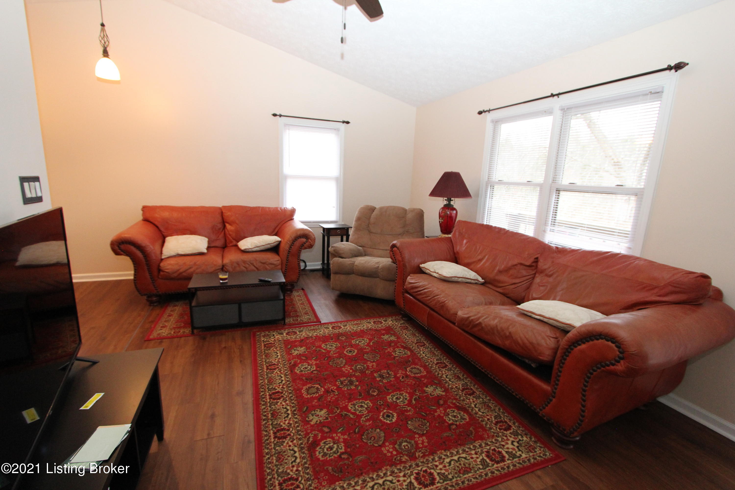 1309 Beaver Lake Road Lawrenceburg, KY 40342 - Photo 8 of 24 Living Room (2)