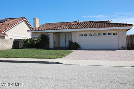4854 Avedon Road Moorpark, CA 93021 - Photo 4 of 26 a front view of a house