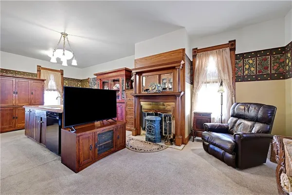 $464,950 | 401 South Harrison Street, Olathe, KS 66061