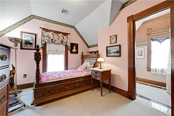 $464,950 | 401 South Harrison Street, Olathe, KS 66061