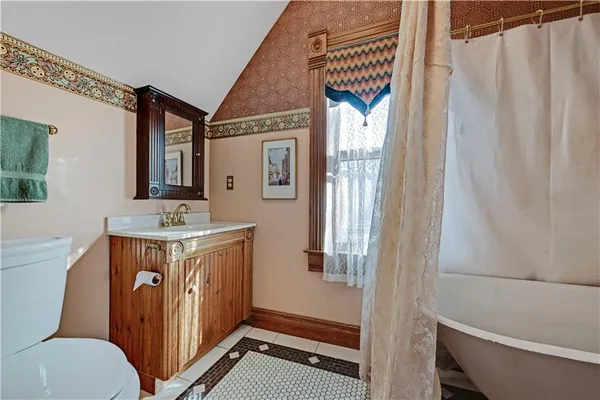 $464,950 | 401 South Harrison Street, Olathe, KS 66061