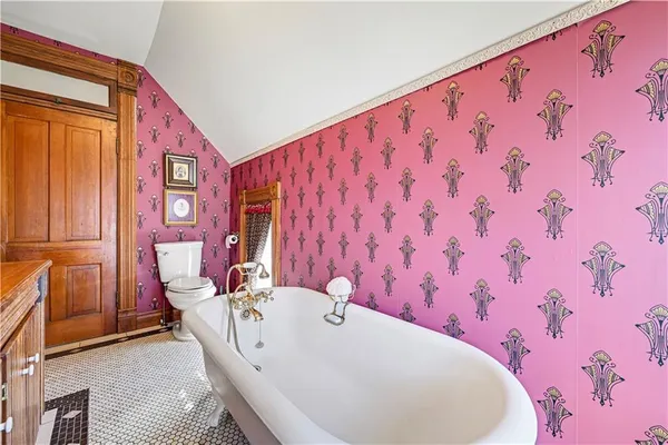 $464,950 | 401 South Harrison Street, Olathe, KS 66061