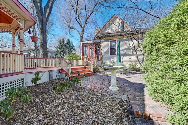 $464,950 | 401 South Harrison Street, Olathe, KS 66061