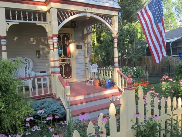 $464,950 | 401 South Harrison Street, Olathe, KS 66061