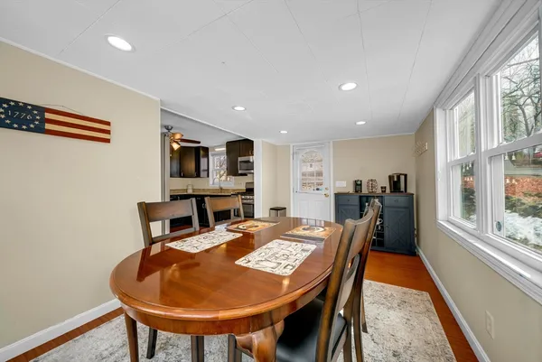 $599,900 | 18 Fox Hill Road, Billerica, MA 01821