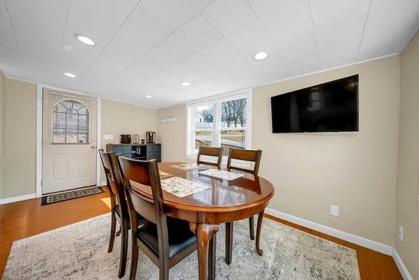 $599,900 | 18 Fox Hill Road, Billerica, MA 01821