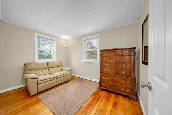 $599,900 | 18 Fox Hill Road, Billerica, MA 01821