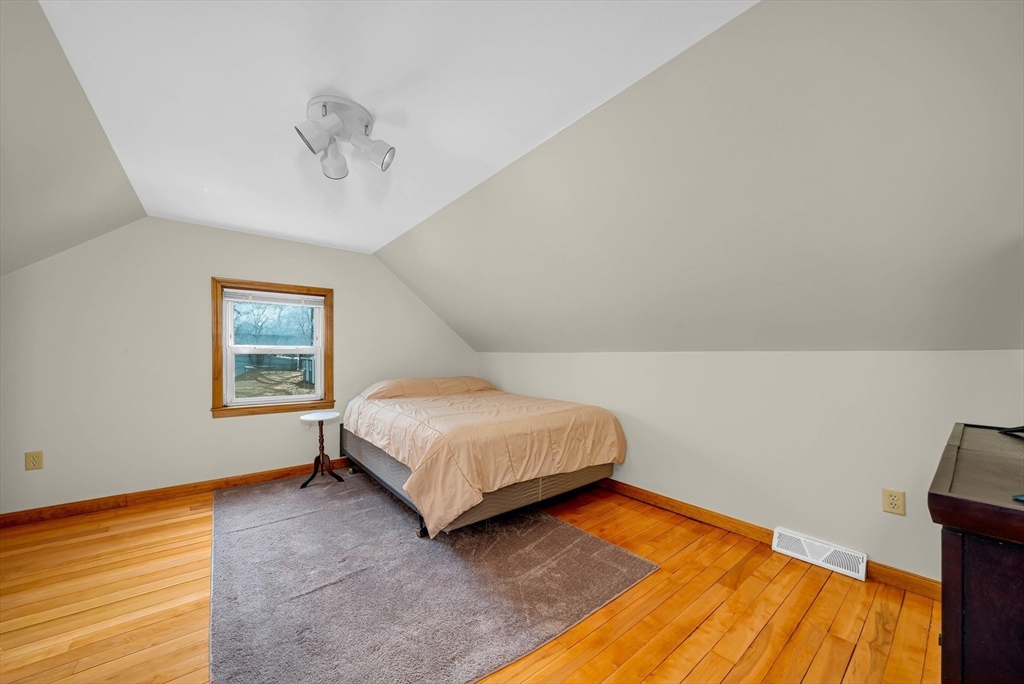 18 Fox Hill Road Billerica, MA 01821 - Photo 25 of 38