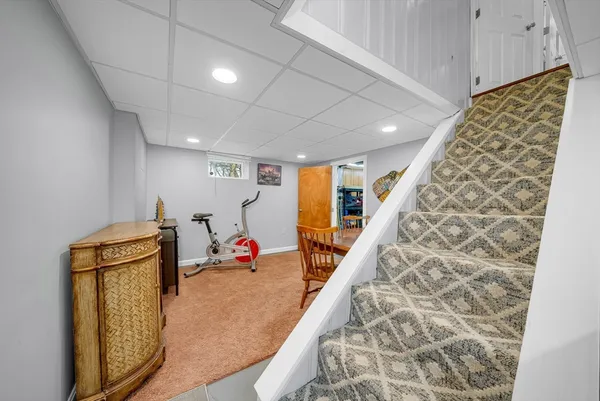 $599,900 | 18 Fox Hill Road, Billerica, MA 01821