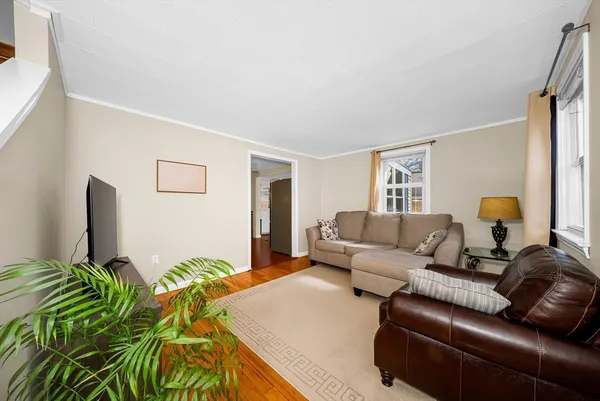 $599,900 | 18 Fox Hill Road, Billerica, MA 01821