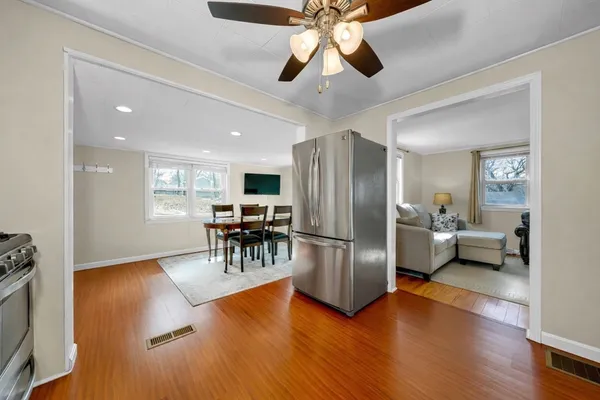 $599,900 | 18 Fox Hill Road, Billerica, MA 01821