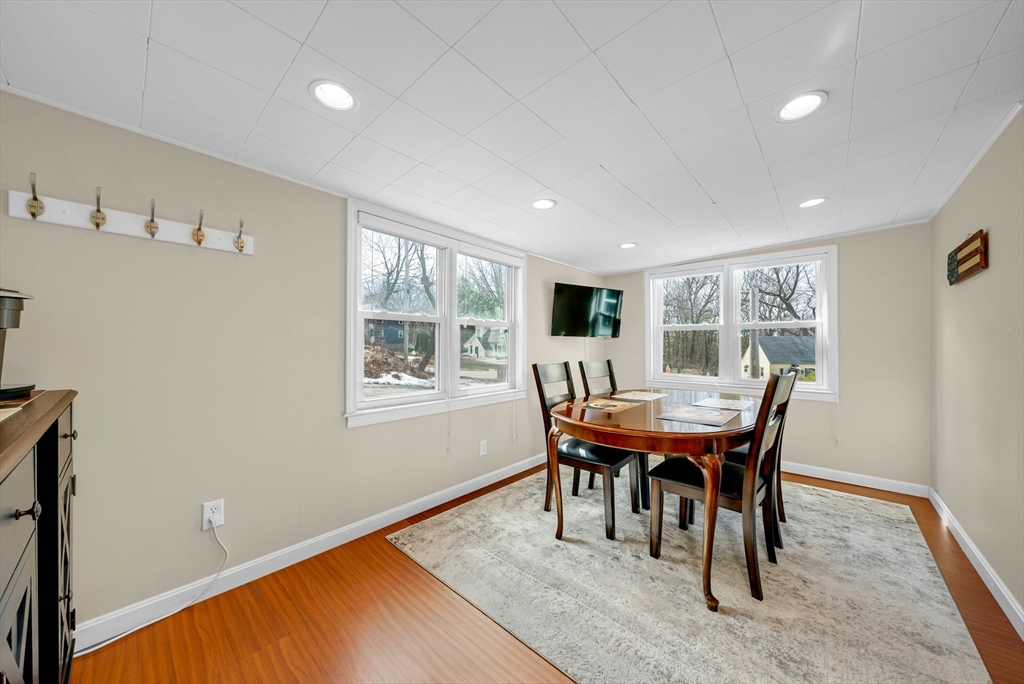 18 Fox Hill Road Billerica, MA 01821 - Photo 10 of 38