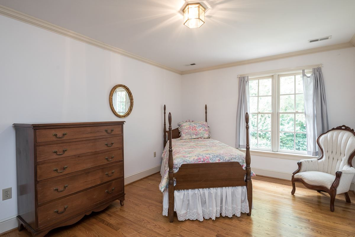 3302 Ridgecrest Court Raleigh, NC 27607 - Photo 15 of 23 Photo 15