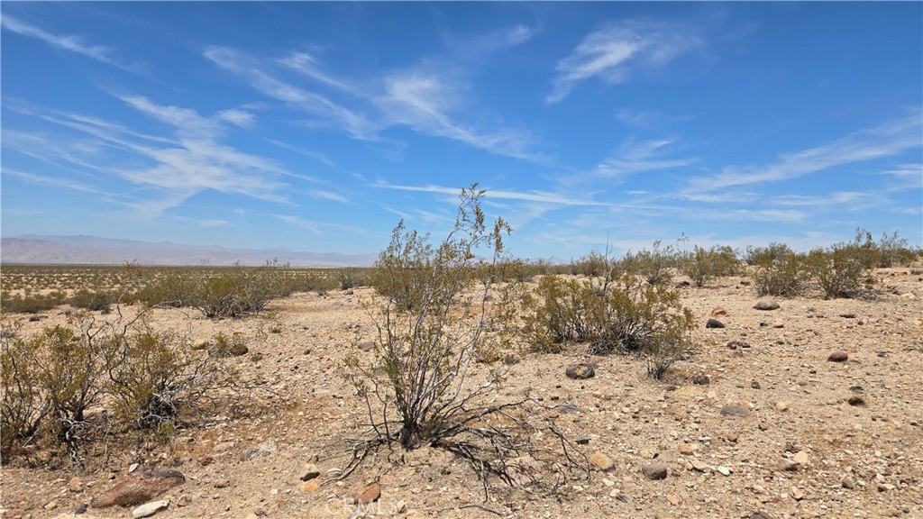 0 160th Street Edwards, CA 93523 - Photo 7 of 21 a view of ocean