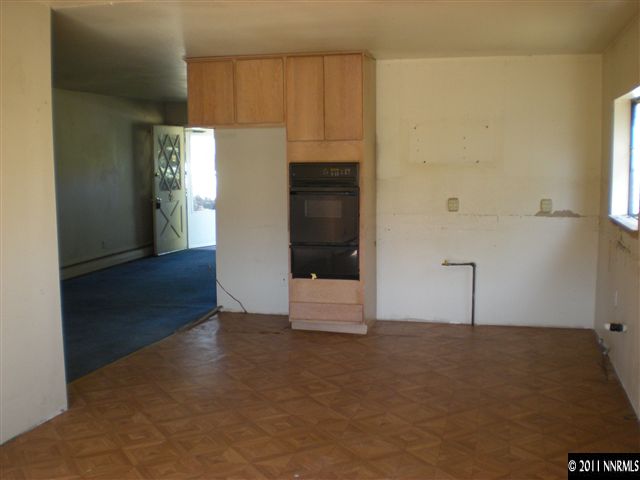 300 Rhodes Road Reno, NV 89521 - Photo 8 of 13 Photo 8