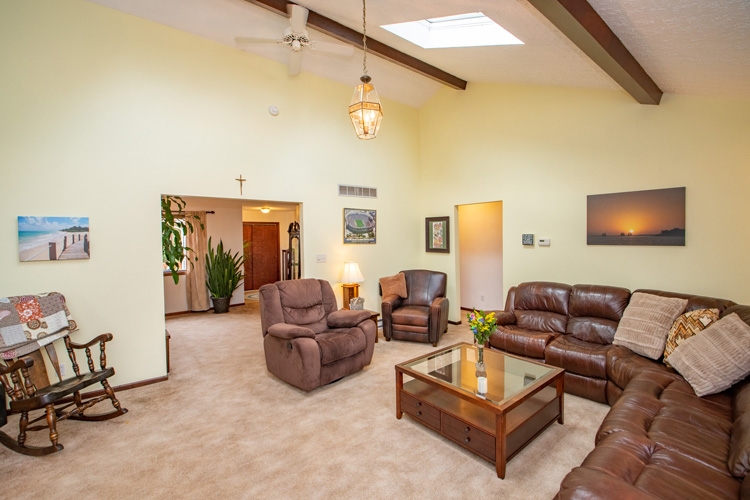 13015 Harrison Road Mishawaka, IN 46544 - Photo 5 of 36 Gallery Image 5