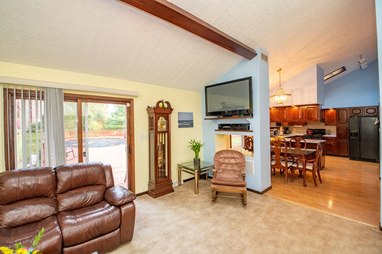 13015 Harrison Road Mishawaka, IN 46544 - Photo 7 of 36 Gallery Image 7
