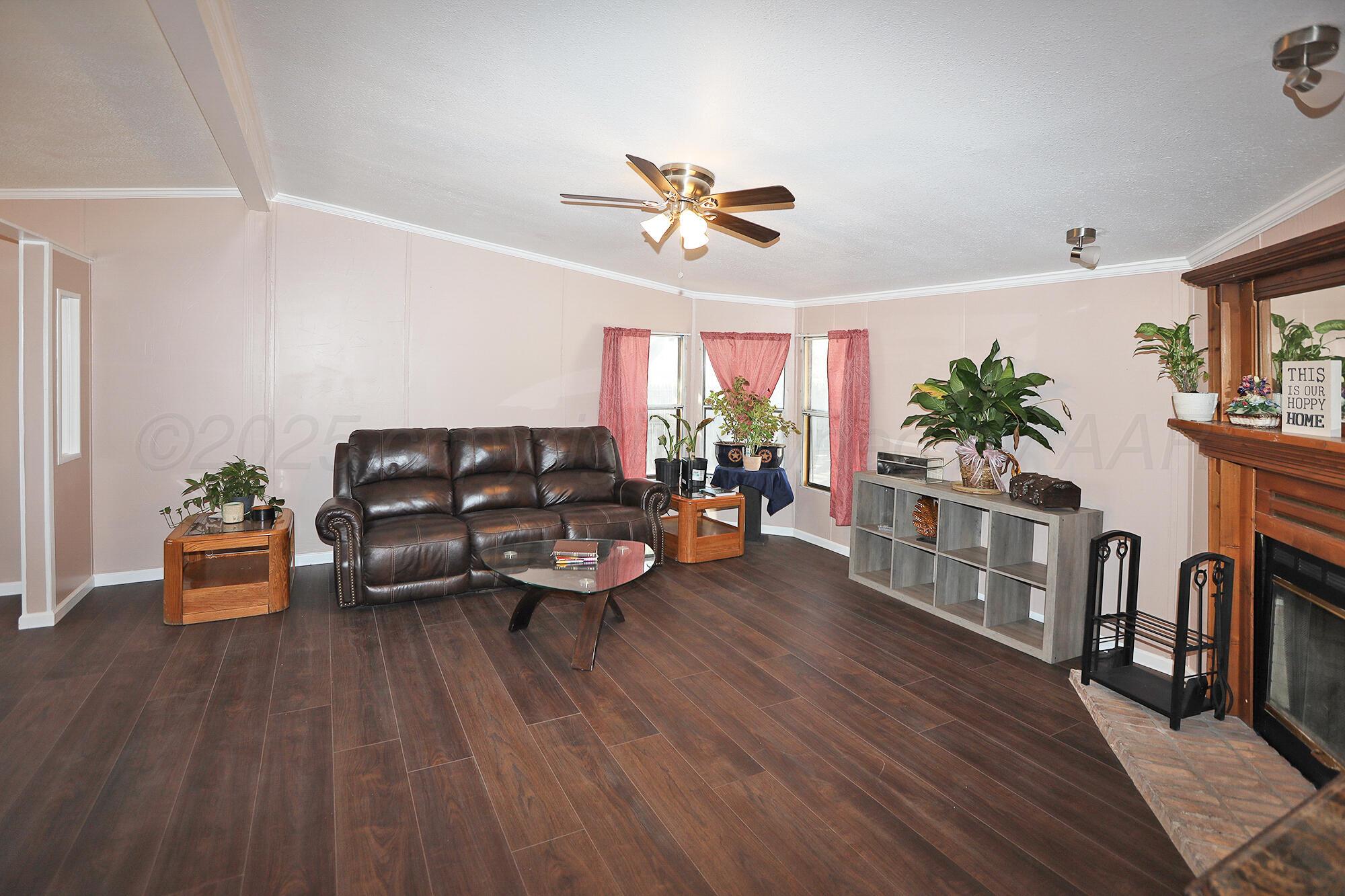 7750 Cliffside Road Amarillo, TX 79124 - Photo 8 of 25 Den