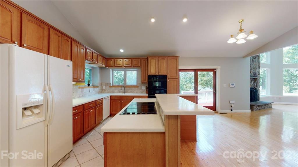 3238 Sadler Road Charlotte, NC 28278 - Photo 22 of 47 Gallery Image 22