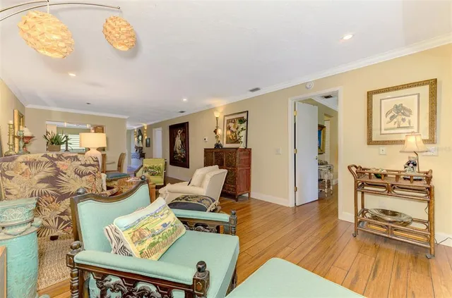 $324,900 | 4489 Longmeadow, Unit 74, Sarasota, FL 34235