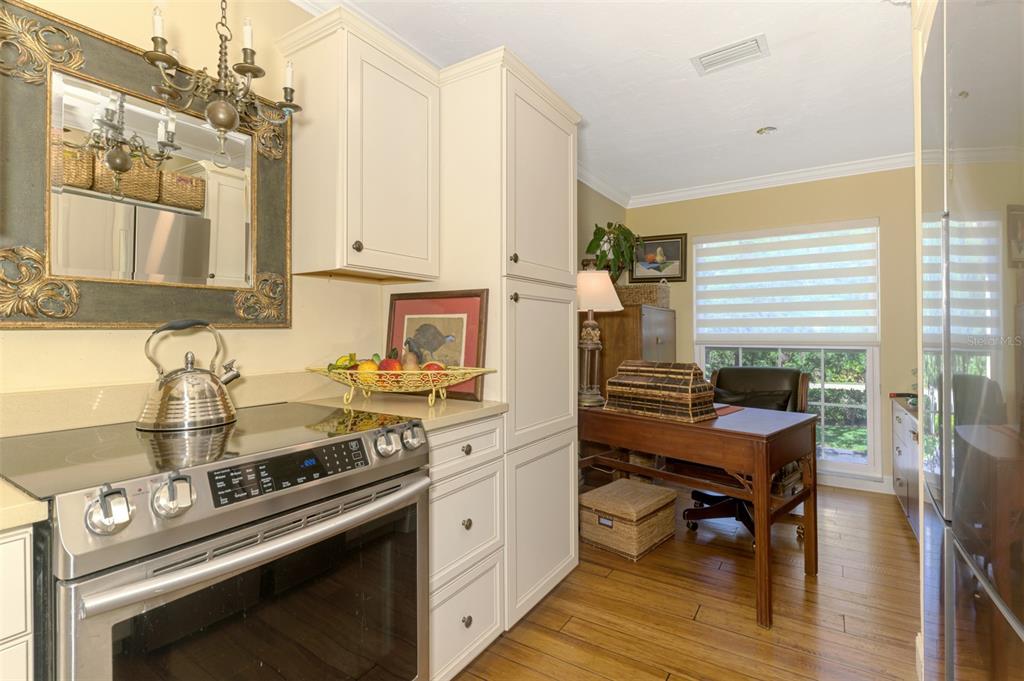 4489 Longmeadow, Unit 74 Sarasota, FL 34235 - Photo 25 of 53