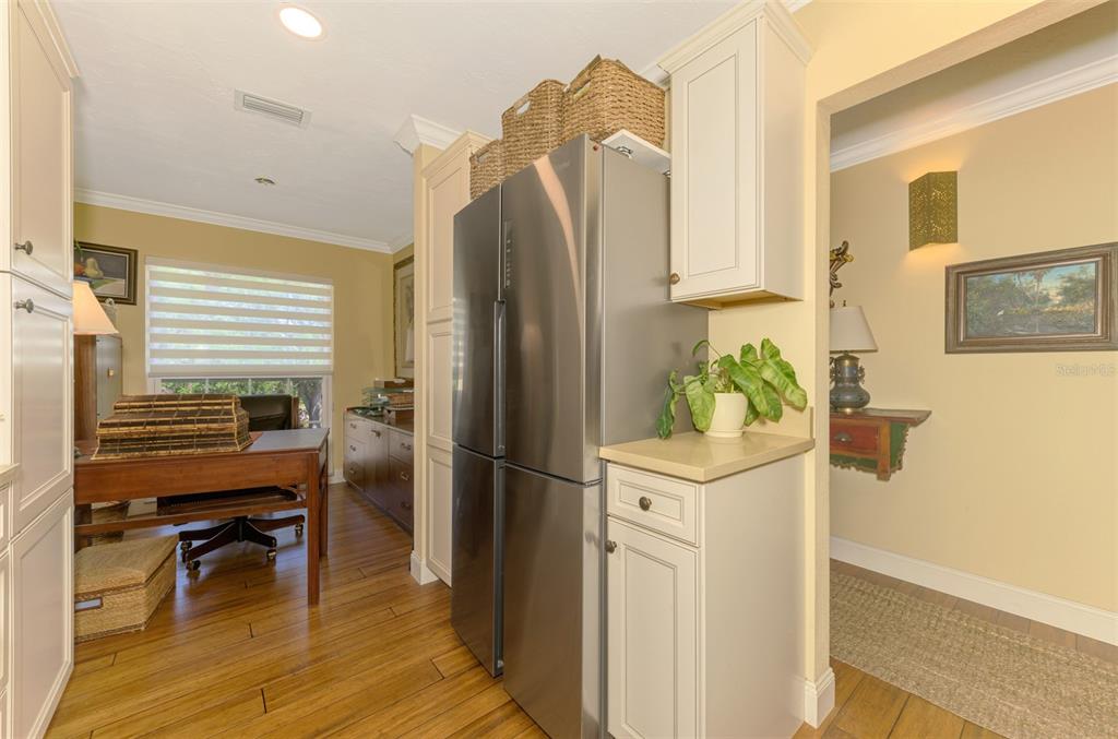 4489 Longmeadow, Unit 74 Sarasota, FL 34235 - Photo 26 of 53