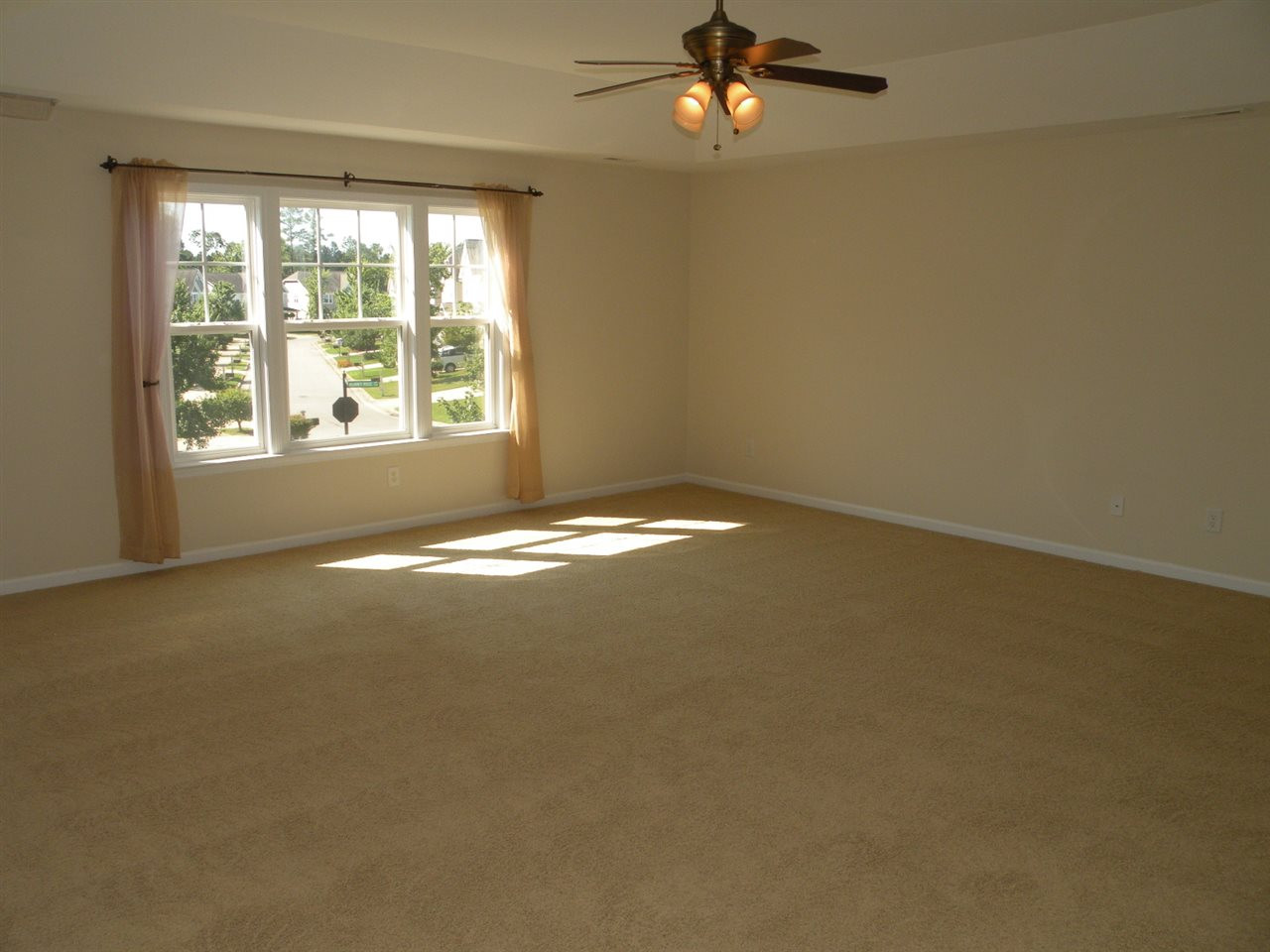 2016 Kilarney Ridge Loop Cary, NC 27511 - Photo 4 of 25 Photo 4