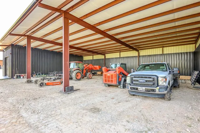 $3,875,000 | 3280 North Fm 450, Hallsville, TX 75650