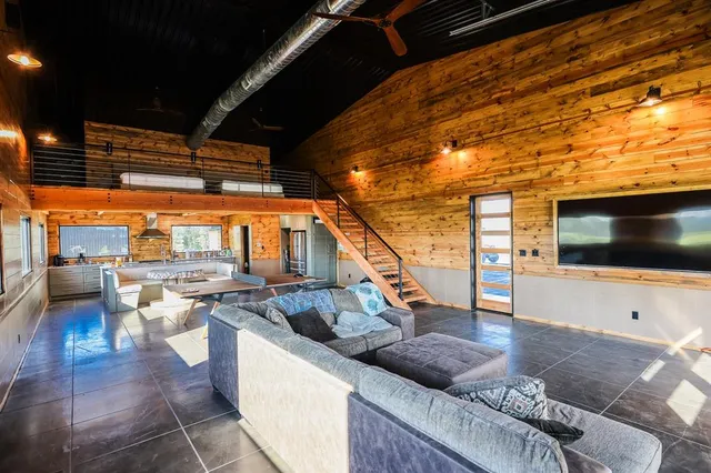 $3,875,000 | 3280 North Fm 450, Hallsville, TX 75650