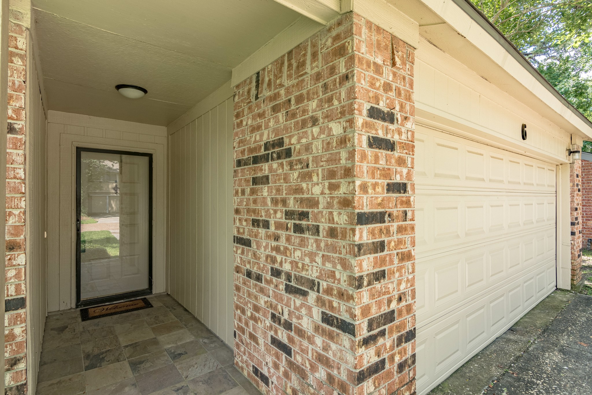 6 Basal Briar Court Spring, TX 77381 - Photo 2 of 34