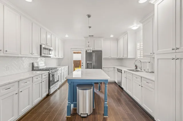 $450,000 | 1311 Walton Street, Houston, TX 77009