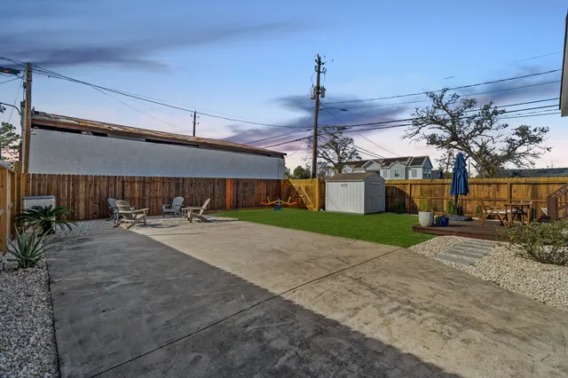 $450,000 | 1311 Walton Street, Houston, TX 77009