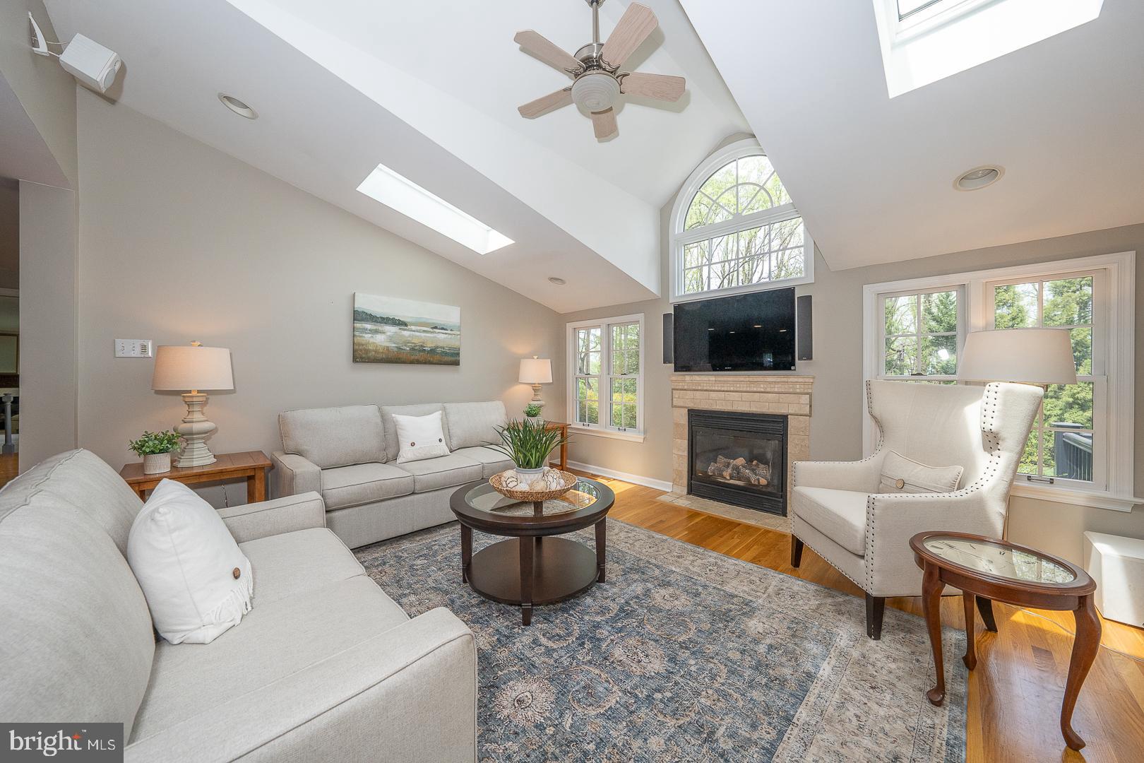 586 Mount View Road Berwyn, PA 19312 - Photo 11 of 47