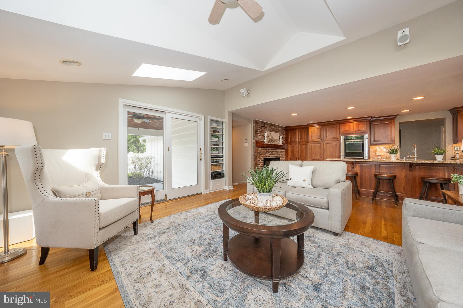 586 Mount View Road Berwyn, PA 19312 - Photo 13 of 47