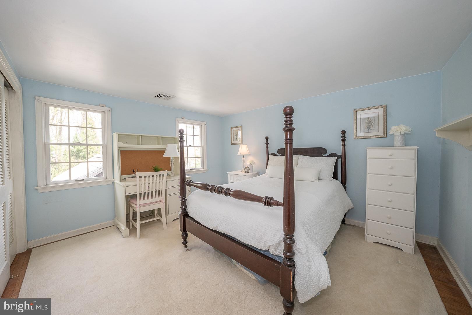 586 Mount View Road Berwyn, PA 19312 - Photo 33 of 47 Bedroom 3