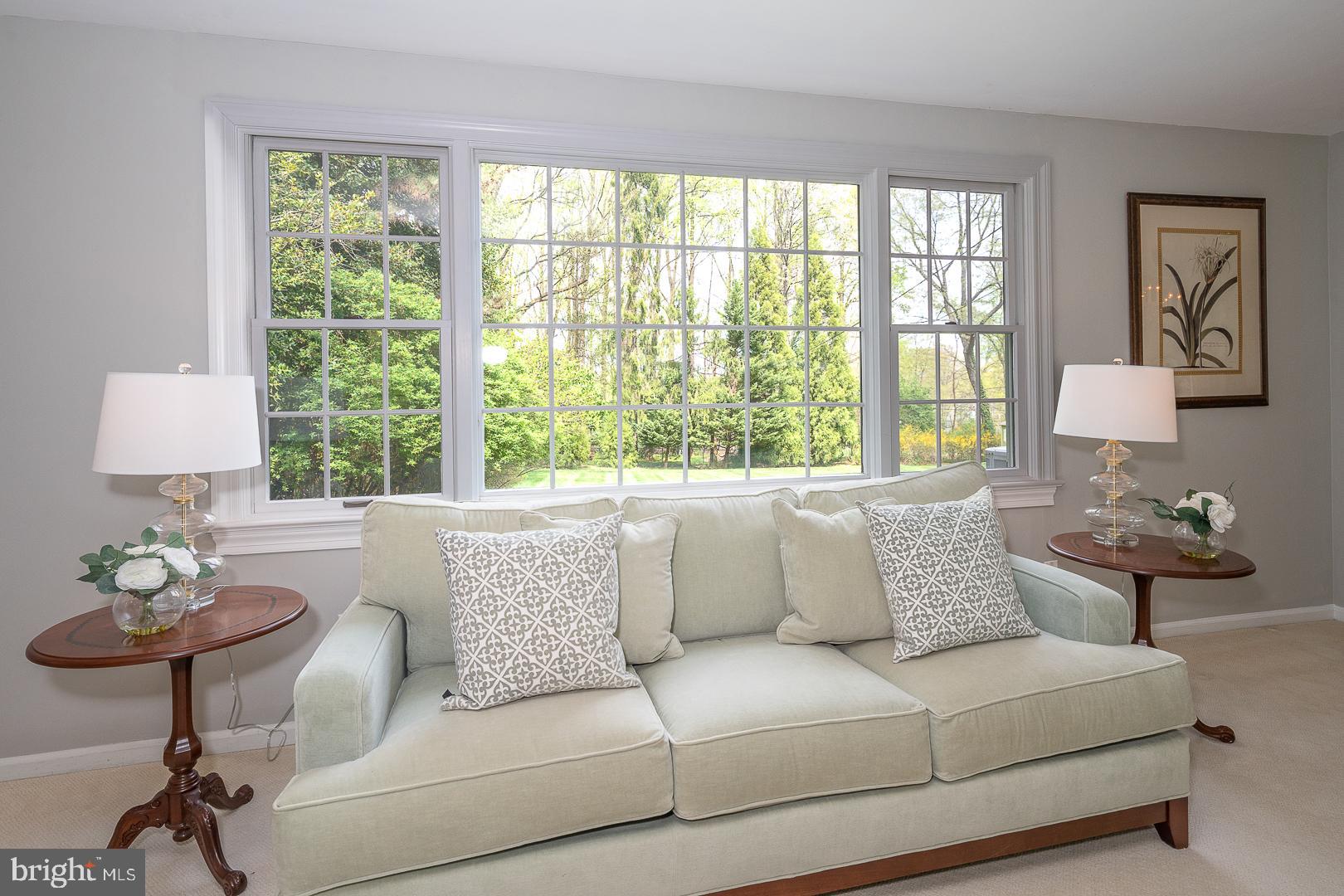 586 Mount View Road Berwyn, PA 19312 - Photo 5 of 47 Lovely view of backyard