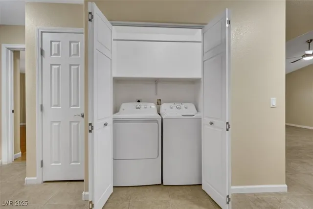 $425,000 | 1064 Eagle Owl Avenue, Henderson, NV 89015