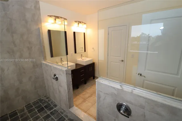 $3,300 | 609 Northeast 28th Street, Unit 3, Wilton Manors, FL 33334