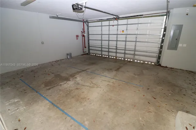 $3,300 | 609 Northeast 28th Street, Unit 3, Wilton Manors, FL 33334