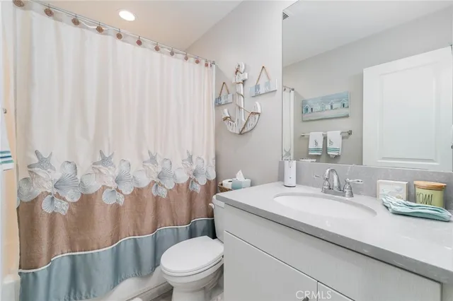 $749,999 | 837 Iris Way, Unit C, Azusa, CA 91702