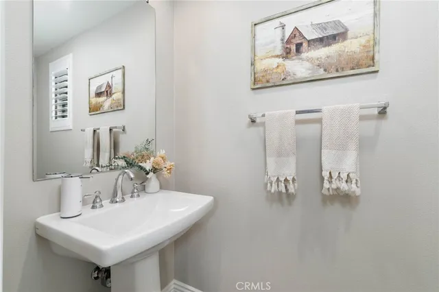 $749,999 | 837 Iris Way, Unit C, Azusa, CA 91702