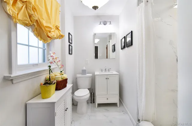 $1,270,000 | 233 Kneeland Avenue, Yonkers, NY 10705