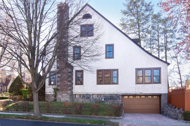 $1,270,000 | 233 Kneeland Avenue, Yonkers, NY 10705