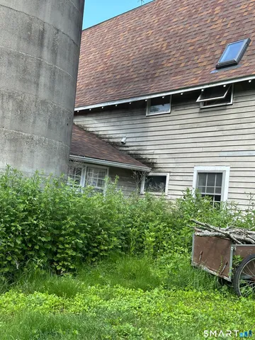 $275,000 | 7 Notch Road, Granby, CT 06035